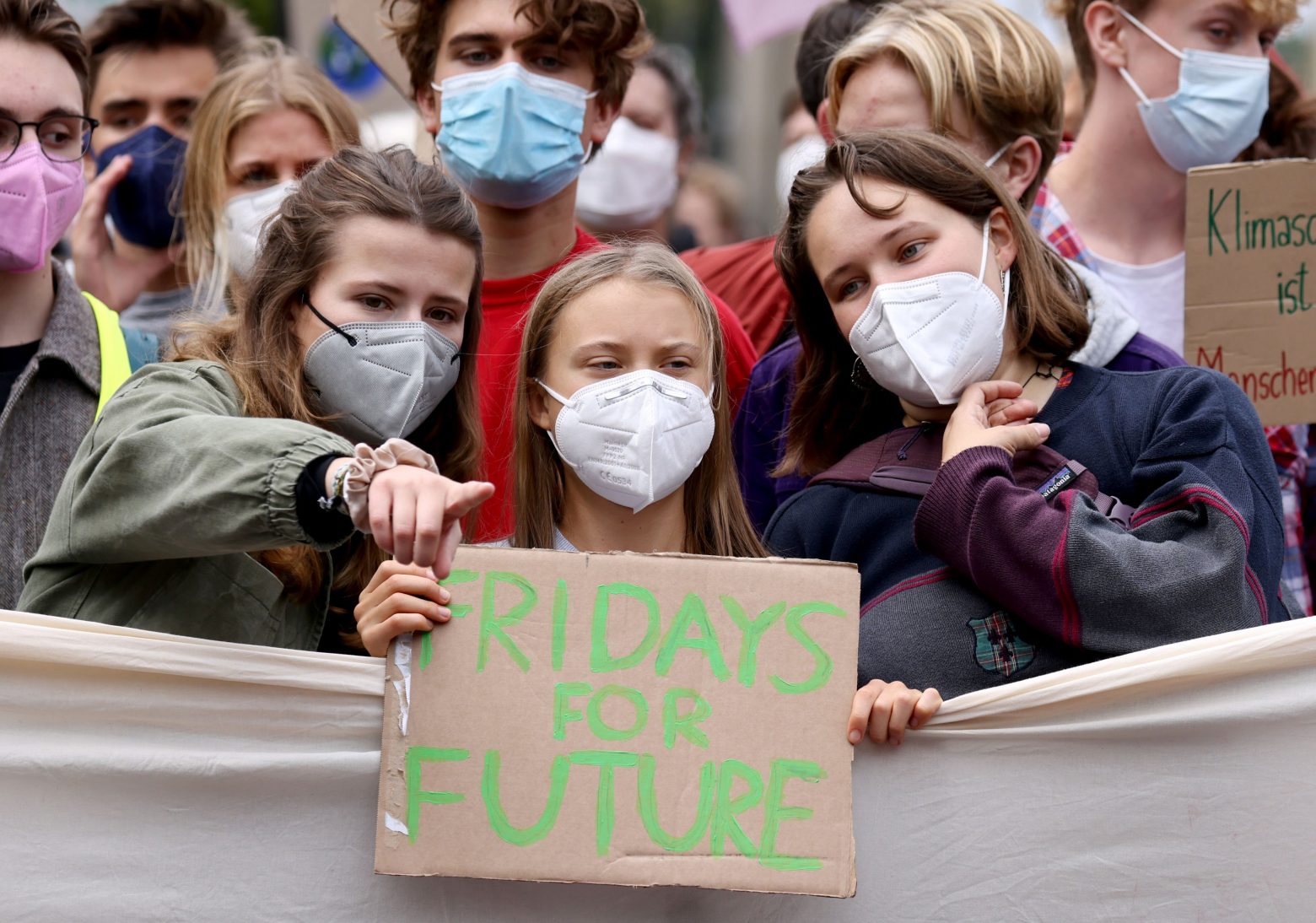 Παρασκευές για το Μέλλον - Νέος γύρος διαδηλώσεων για το κλίμα σε όλο τον κόσμο