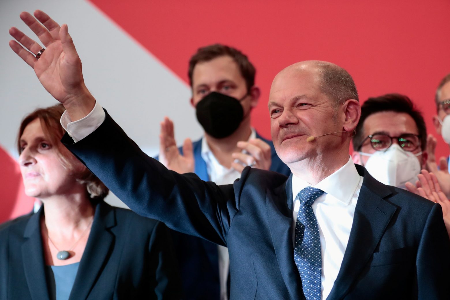 Γερμανικές εκλογές - Οι Σοσιαλδημοκράτες κατοχυρώνουν την οριακή νίκη στην κάλπη