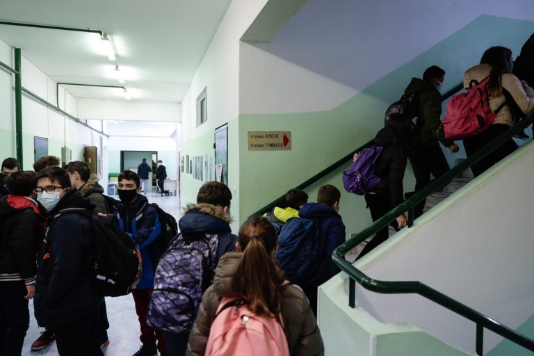 Το σχέδιο των υπουργείων Υγείας και Παιδείας για τον εμβολιασμό παιδιών – Τον Οκτώβριο οι πρώτοι εμβολιασμοί σε παιδιατρεία