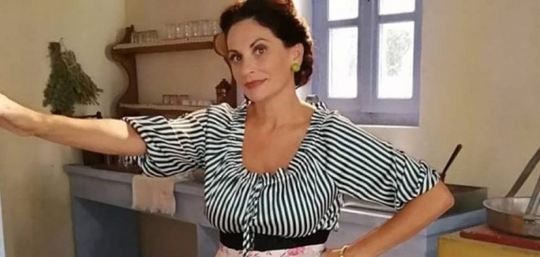 Θεοφανία Παπαθωμά – Η νέα ζωή της «Βιολέτας» και το spoiler για τις ‘Αγριες Μέλισσες