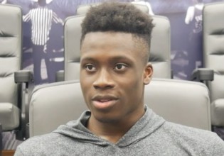 Ο Άλεξ Αντετοκούνμπο συνεχίζει να «ψάχνεται» για το ΝΒΑ