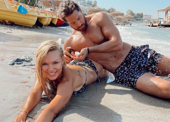 Βίκυ Κάβουρα – Είναι ζευγάρι με τον Νάσο Παπαργυρόπουλο;