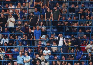 Premier League – Όρθιοι οπαδοί στα γήπεδα ύστερα από 27 ολόκληρα χρόνια