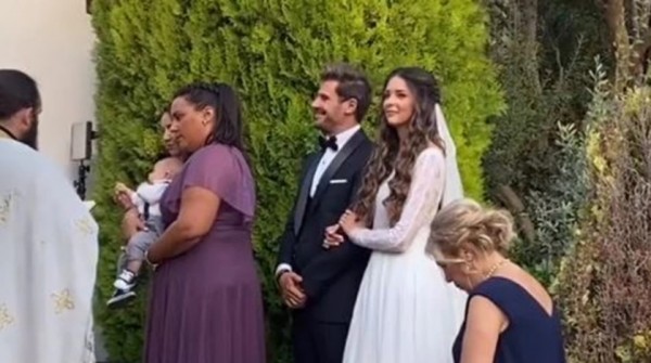 Άκης Πετρετζίκης – Παντρεύτηκε την εκλεκτή της καρδιάς του ο διάσημος σεφ