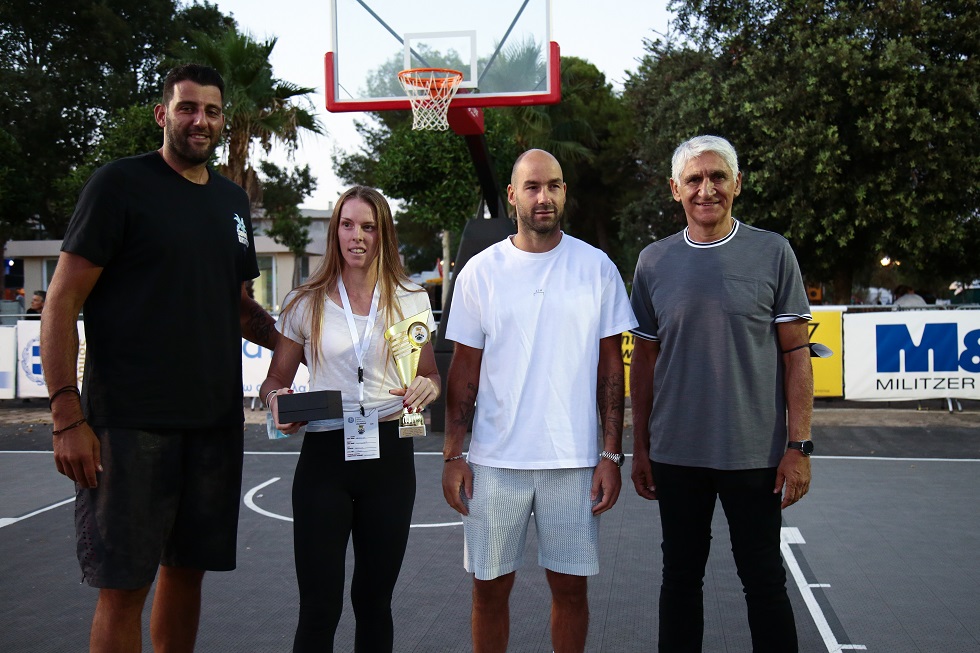 Γιαννάκης για ΕΟΚ – «Οι Έλληνες θέλουν να τους εκπροσωπεί μία καλύτερη διοίκηση» (vid)