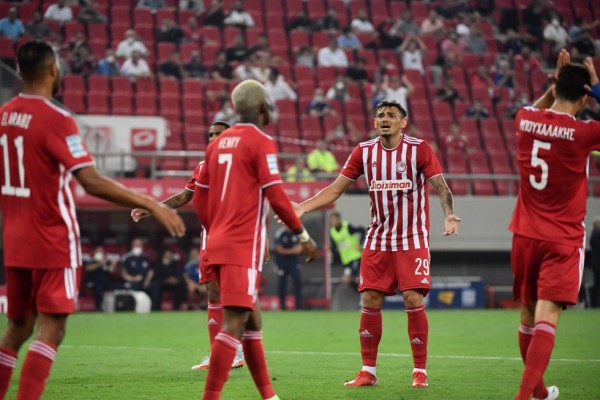 Ολυμπιακός – Αν δεν θέλει η μπάλα να μπει μέσα, δεν μπαίνει