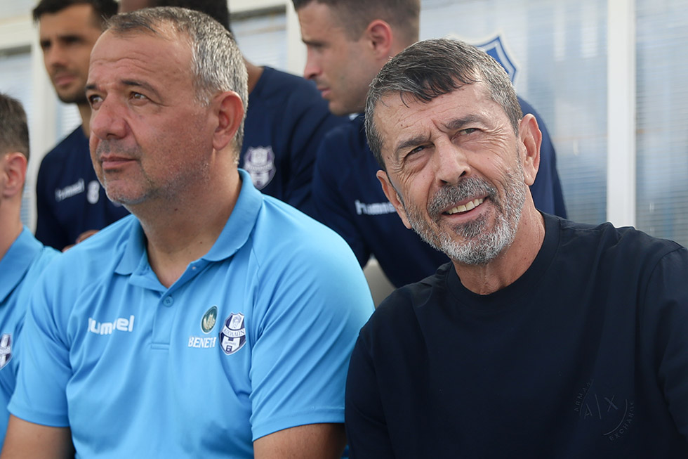 Πετράκης – «Δεχόμαστε εύκολα γκολ»