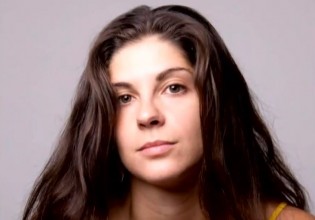 Ηρώ Μπέζου – «Η μεγαλύτερη επανάσταση μου είναι το θέατρο»