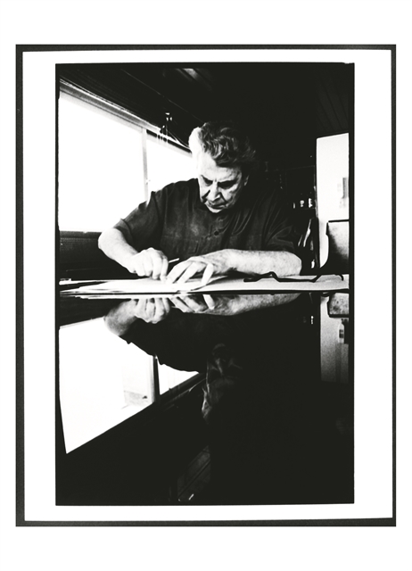 Μίκης Θεοδωράκης – Σαν να μας φώτιζε άπλετο φως