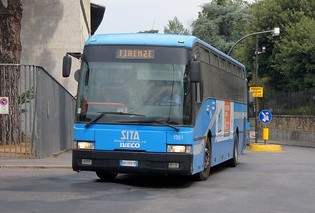 Ιταλία – Οι ελεγκτές ζήτησαν από επιβάτη να τους δείξει το εισιτήριο και εκείνος μαχαίρωσε πέντε ανθρώπους