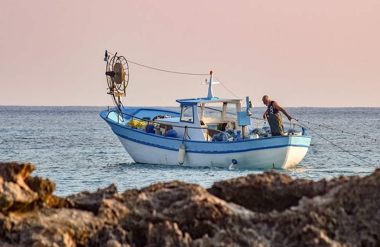 ΥπΑΑΤ – 375 εκατ. ευρώ για το Πρόγραμμα Αλιείας Υδατοκαλλιέργειας και Θάλασσας