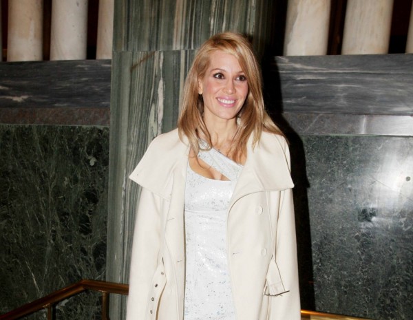 Αννίτα Ναθαναήλ – Δημόσια έκκληση υπέρ της Παλιοσπύρου στην υπόθεση με το βιτριόλι