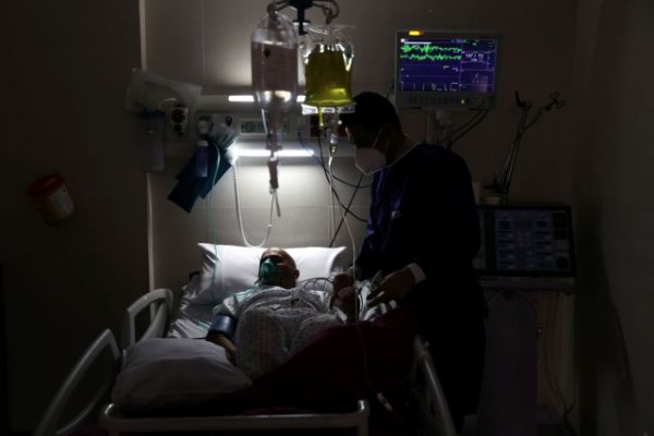 Κοροναϊός – Στο μάτι του κυκλώνα η Θεσσαλονίκη – Ξορκίζουν νέο lockdown