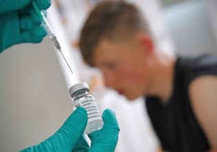 Μακρή – Ρισκάρουν οι γονείς που δεν εμβολιάζουν τα παιδιά τους