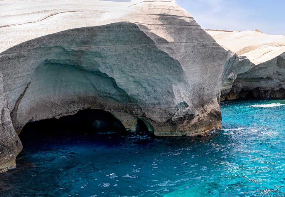 «Travel + Leisure» – Αυτό το ελληνικό νησί είναι το καλύτερο στον κόσμο