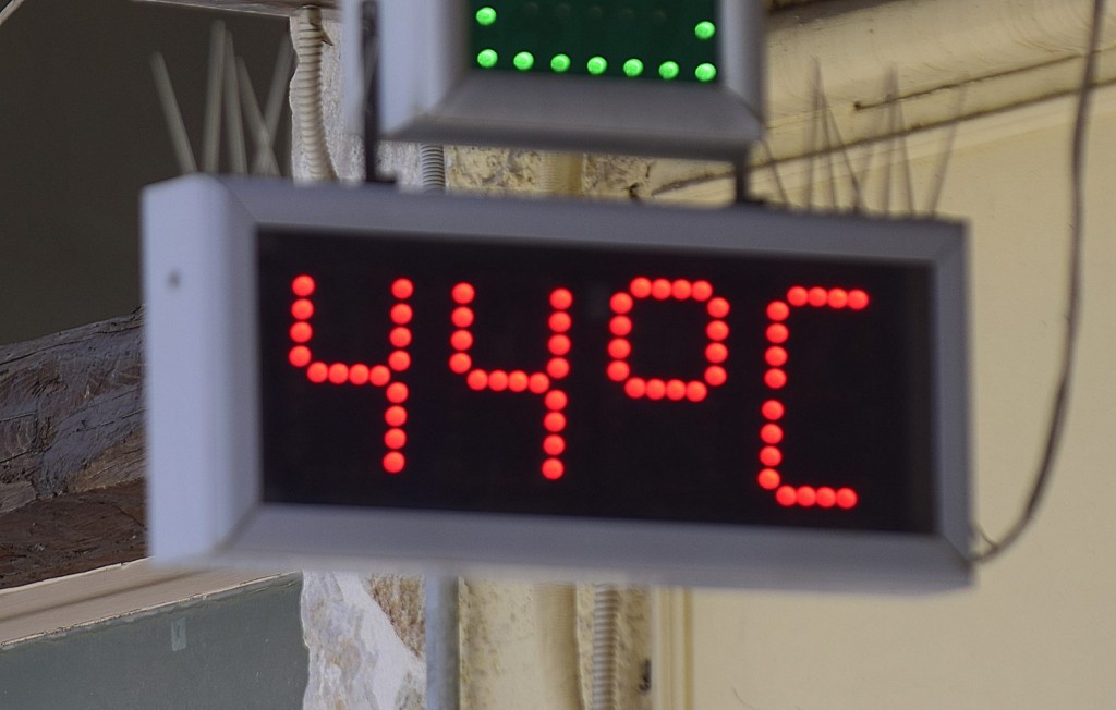 Καύσωνας – Ποια ρεκόρ καταρρίφθηκαν στην Ελλάδα το φετινό καλοκαίρι