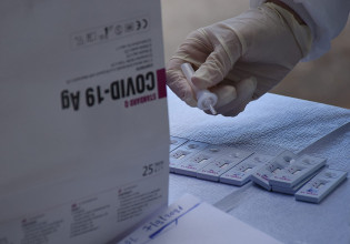 Κοροναϊός – Το 100% πλησιάζει η επικράτηση του Δέλτα – Σε δύο περιοχές ανιχνεύεται το Άλφα