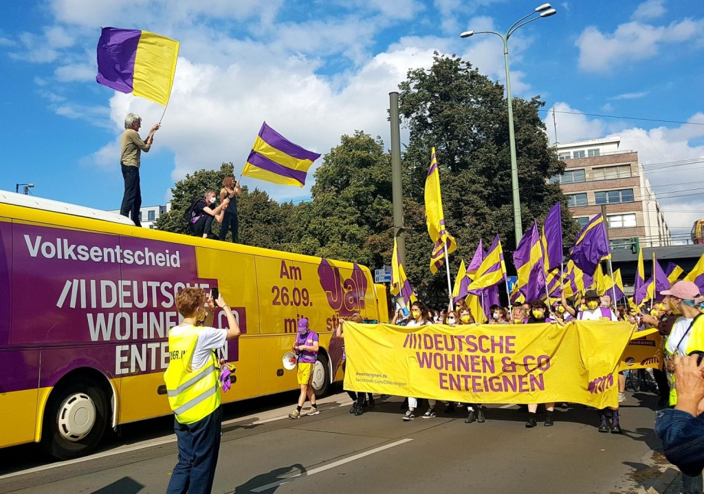 Γερμανία – Χιλιάδες πολίτες διαδήλωσαν για την αύξηση των ενοικίων στο Βερολίνο