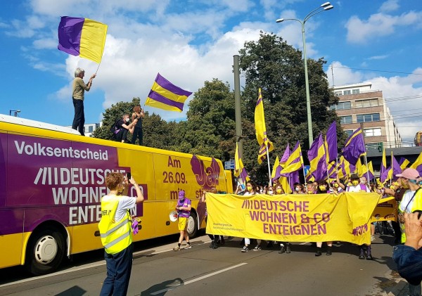 Γερμανία – Χιλιάδες πολίτες διαδήλωσαν για την αύξηση των ενοικίων στο Βερολίνο