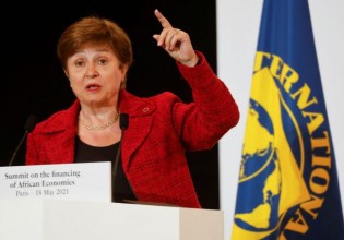 Στη αντεπίθεση περνά η Γκεοργκίεβα – Κατηγορεί τον πρώην πρόεδρο της ΠΤ