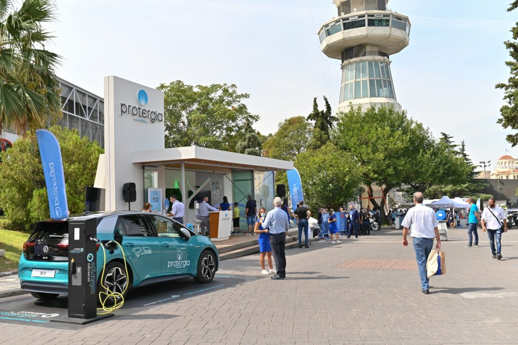 Πώς μια επίσκεψη στη ΔΕΘ μπορεί να μας δείξει το μέλλον της ηλεκτροκίνησης