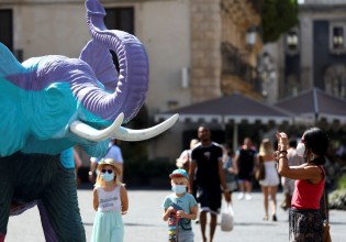 Ιταλία – Το 75% των πολιτών τάσσεται υπέρ της χρήσης υγειονομικού πιστοποιητικού