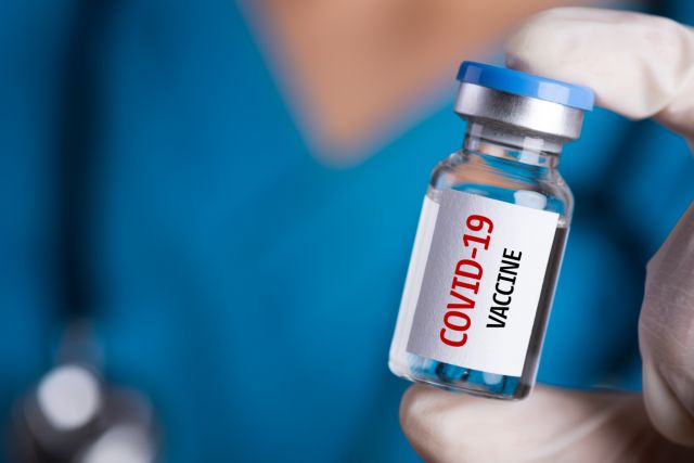Μητσοτάκης - Για ποιους θα είναι υποχρεωτική η τρίτη δόση του εμβολίου
