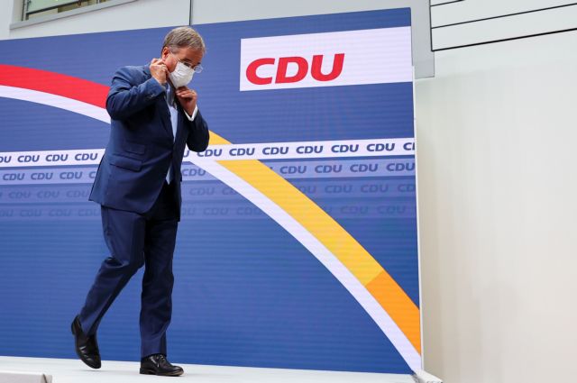 Γερμανία – Μάχη πολιτικής επιβίωσης για τον Άρμιν Λάσετ – Ζητούν την παραίτησή του μετά τη συντριβή στις βουλευτικές εκλογές