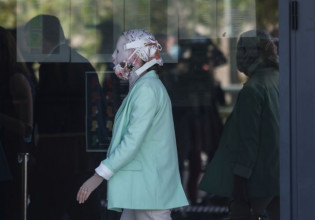 Επίθεση με βιτριόλι – Συγκλονίζουν οι καταθέσεις μαρτύρων – Το πρόσωπο και το χρώμα της Ιωάννας παρέπεμπε σε λείψανο