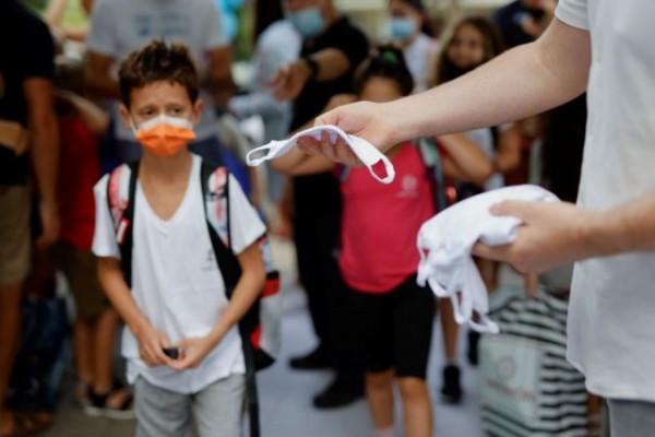 Ισραήλ – Επιστροφή στα θρανία με μάσκες και τεστ εν μέσω αύξησης των κρουσμάτων