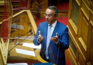 Σταϊκούρας – Παροδικές οι ανατιμήσεις – Οι δύο απόψεις για τον πληθωρισμό