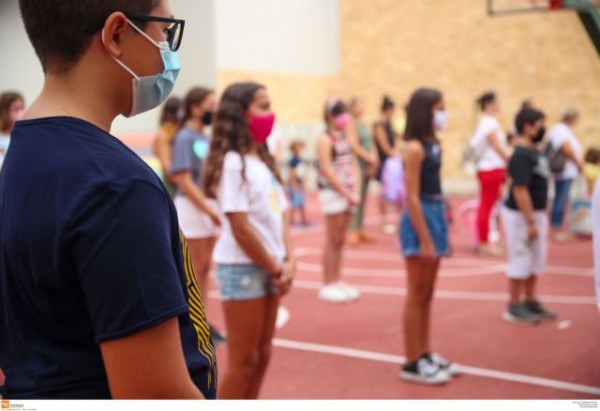 Σχολεία – Σε εγρήγορση για την ασφαλή λειτουργία – Τι θα συμβεί σε περίπτωση κρούσματος, πότε θα κλείσουν τμήματα