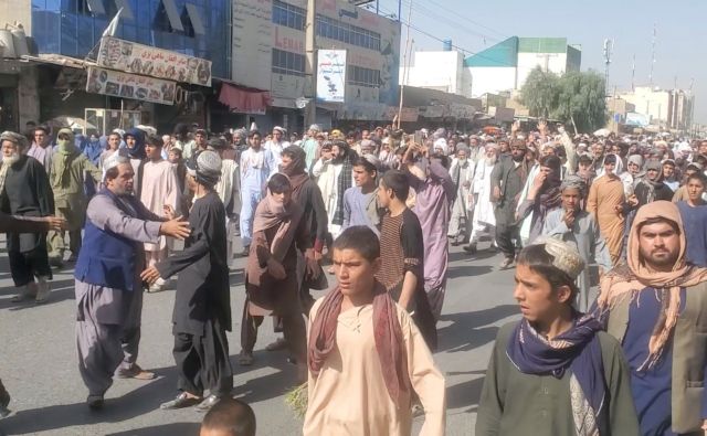 Αφγανιστάν – Χιλιάδες άνθρωποι διαδήλωσαν κατά των Ταλιμπάν στην Κανταχάρ