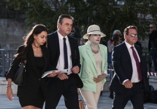 Επίθεση με Βιτριόλι – Συγκλονίζει η Ιωάννα – Τα μαλλιά μου πέφτανε, έπιανα το πρόσωπό μου και καταλάβαινα ότι λιώνω