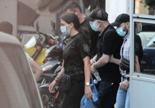 Φιλιππίδης – Πώς υπερασπίζεται τον εαυτό του – «Βλέπει» θύματα με εμμονές και σχέδια εκδίκησης σε βάρος του