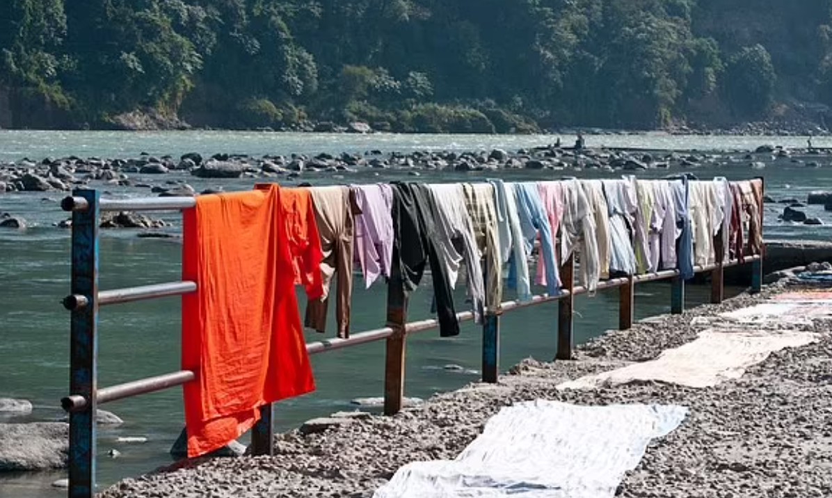 Ινδία - Κατηγορούμενος για απόπειρα βιασμού θα πρέπει να πλύνει τα ρουχα  2.000 γυναικών για έξι μήνες