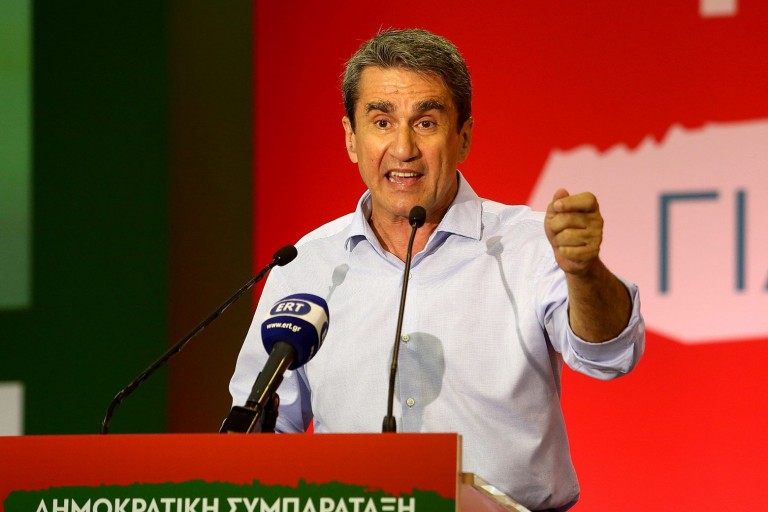 Λοβέρδος – Πολύ «μικρός» ο κ. Τσίπρας για να θέτει το δίλημμα «εγώ ή το χάος»