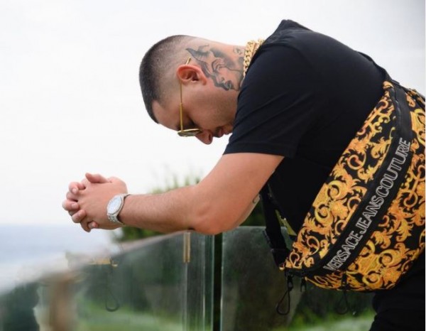 Mad Clip – Ραγίζει καρδιές η γιαγιά του που τον μεγάλωσε – «Δεν γινόταν να το πάθαινα εγώ;»