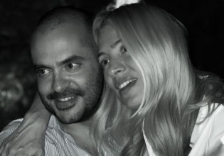 Μαρία Ηλιάκη – Η τρυφερή έκπληξη του Στέλιου Μανουσάκη στην πρεμιέρα του MEGA