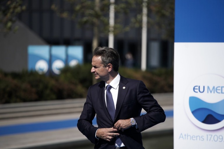 Μητσοτάκης – Από τη Γαλλία στην Κρήτη – Στις σεισμόπληκτες περιοχές ο πρωθυπουργός