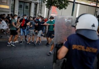 Θεοδωρικάκος για πορείες: Δεν μπορεί να κλείνει η πόλη από εκατό και διακόσιους ανθρώπους
