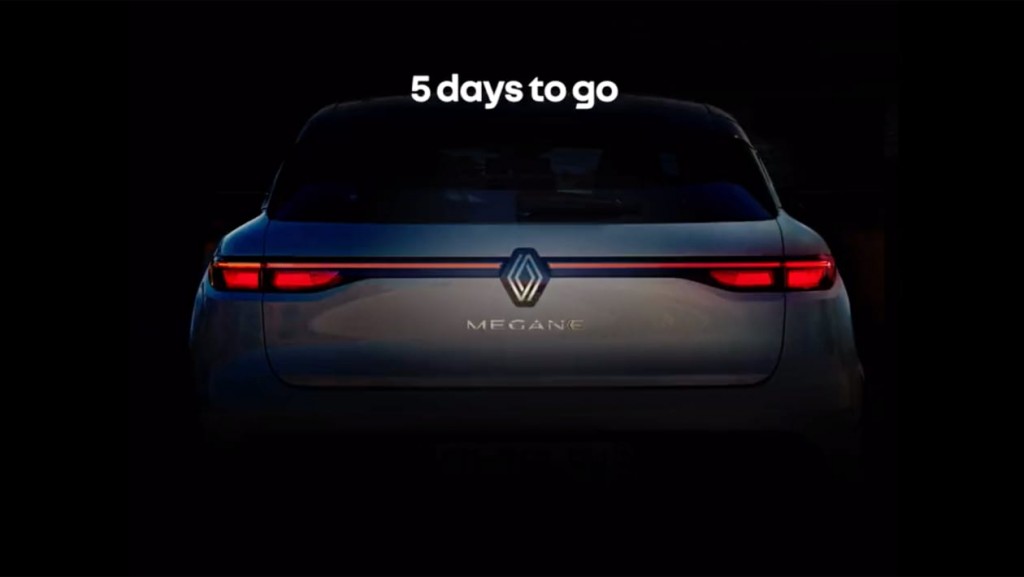 Renault Megane E-Tech: Σε τροχιά… πρεμιέρας