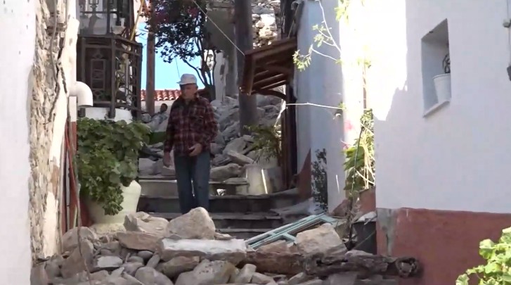 Σάμος – Ένα χρόνο μετά τον σεισμό, 200 οικογένειες είναι έξω από τα σπίτια τους
