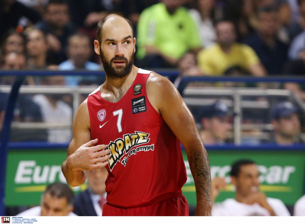 Το παρασκήνιο μιας θρυλικής μεταγραφής – Τι αποκάλυψε ο Αγγελόπουλος για Ολυμπιακό και Σπανούλη