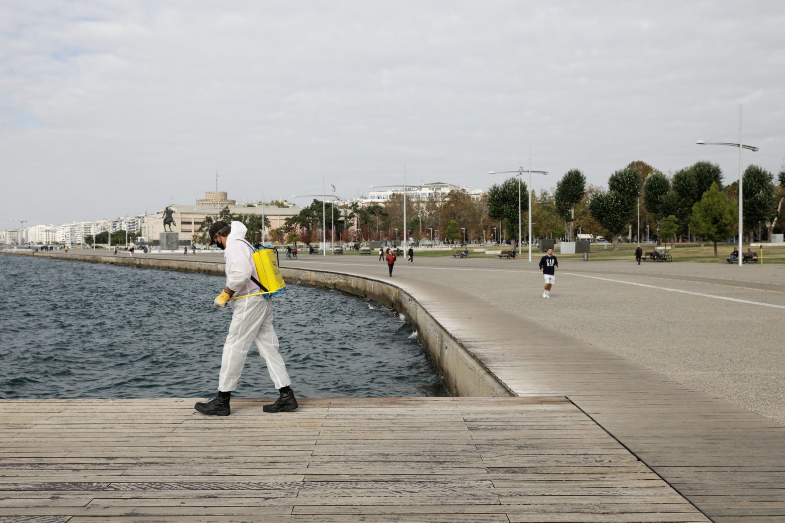 Θεσσαλονίκη - Σημαντική η διασπορά του κοροναϊού στην κοινότητα - Το επιβεβαιώνουν οι μετρήσεις στα λύματα