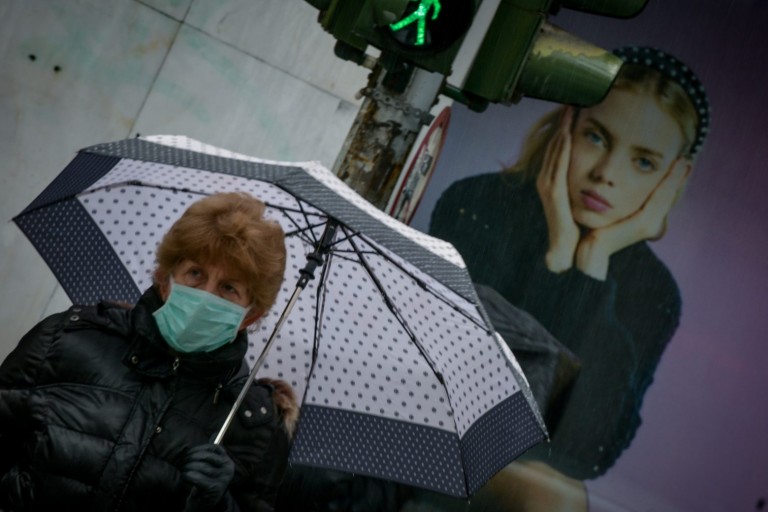 Καιρός – Ξεκίνησαν οι βροχές – Πού θα εκδηλωθούν καταιγίδες, πού θα πέσει λασποβροχή