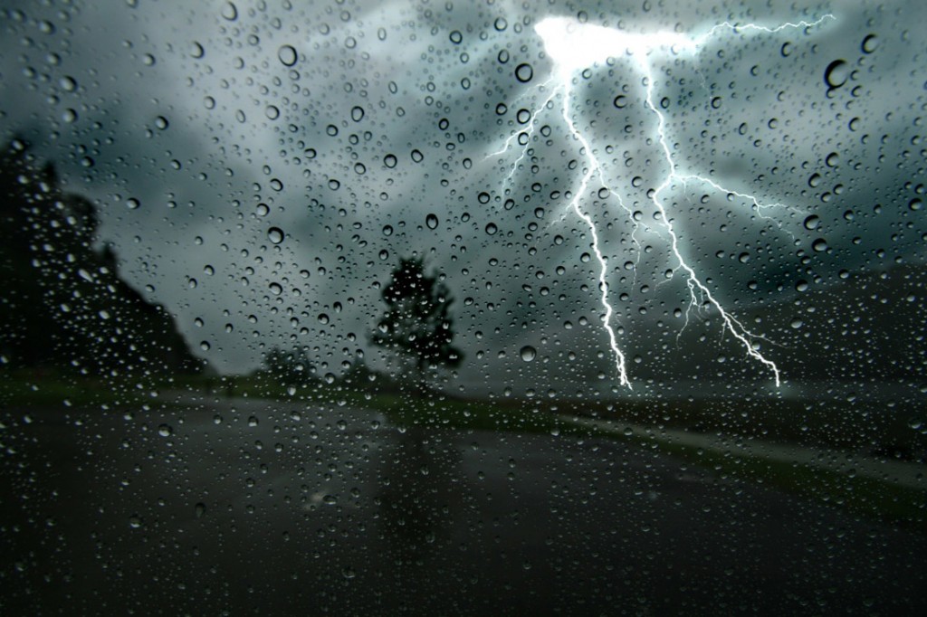 Meteo – Προειδοποίηση για ισχυρές βροχές τη νύχτα στη Βόρεια Εύβοια