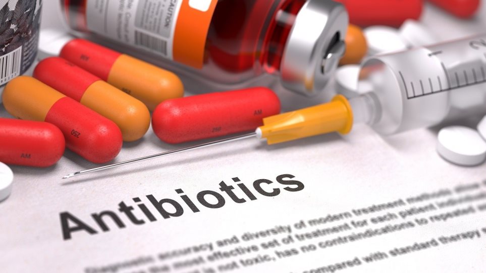Τα αντιβιοτικά αυξάνουν τον κίνδυνο καρκίνου του εντέρου - Τι δείχνει νέα έρευνα