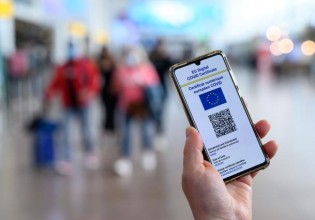 Κοροναϊός – Μορφή χιονοστιβάδας οι καταγγελίες για «μαϊμού» εμβολιασμούς σε όλη τη χώρα