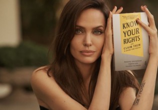 Η Αντζελίνα Τζολί καλεί τα παιδιά «να πολεμήσουν» για τα δικαώματά τους με ένα βιβλίο